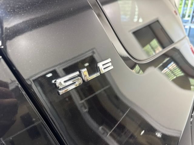 Used 2017 GMC Acadia SLE FWD image 36