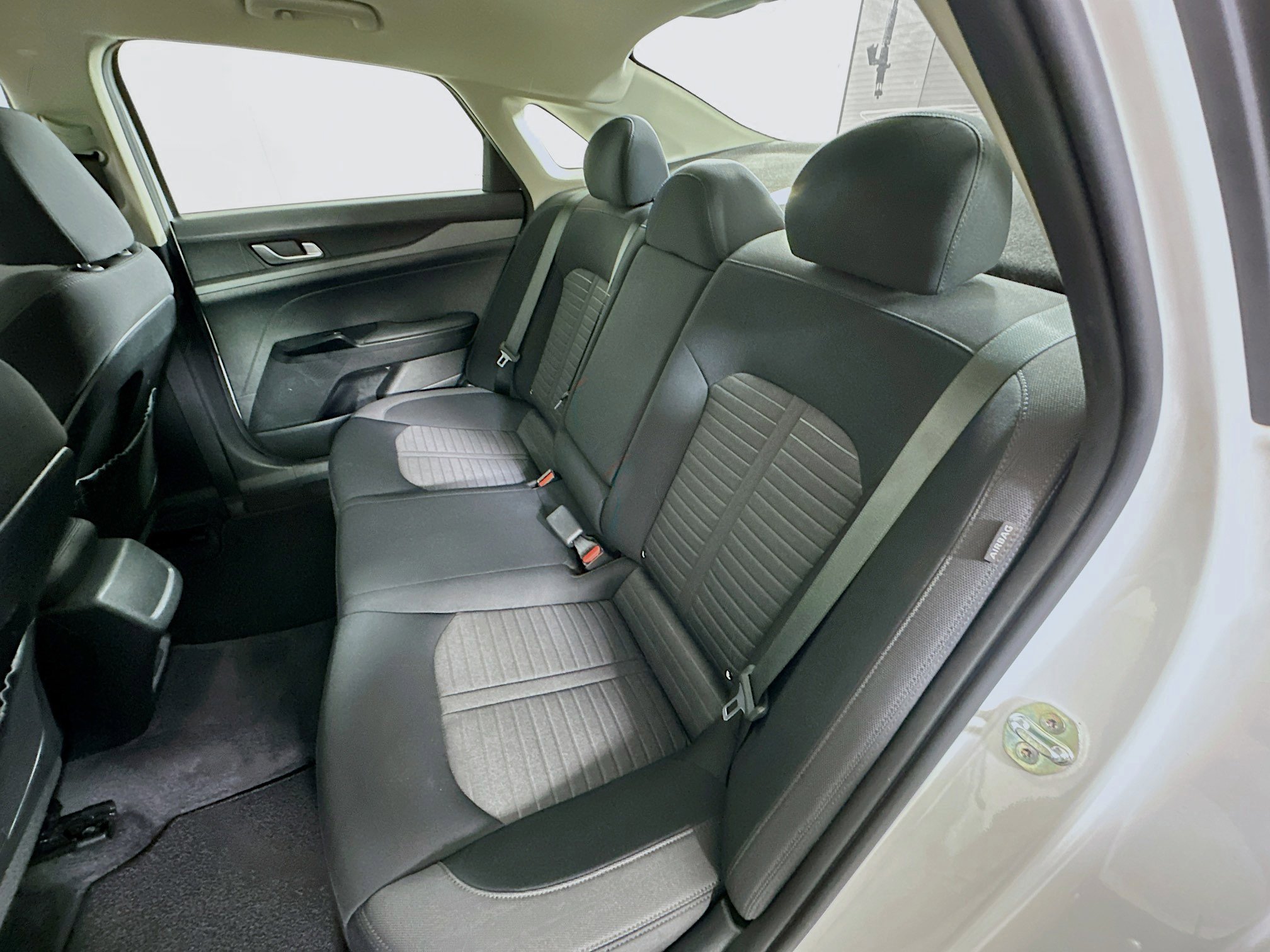 Used 2025 Kia K5 LXS image 27