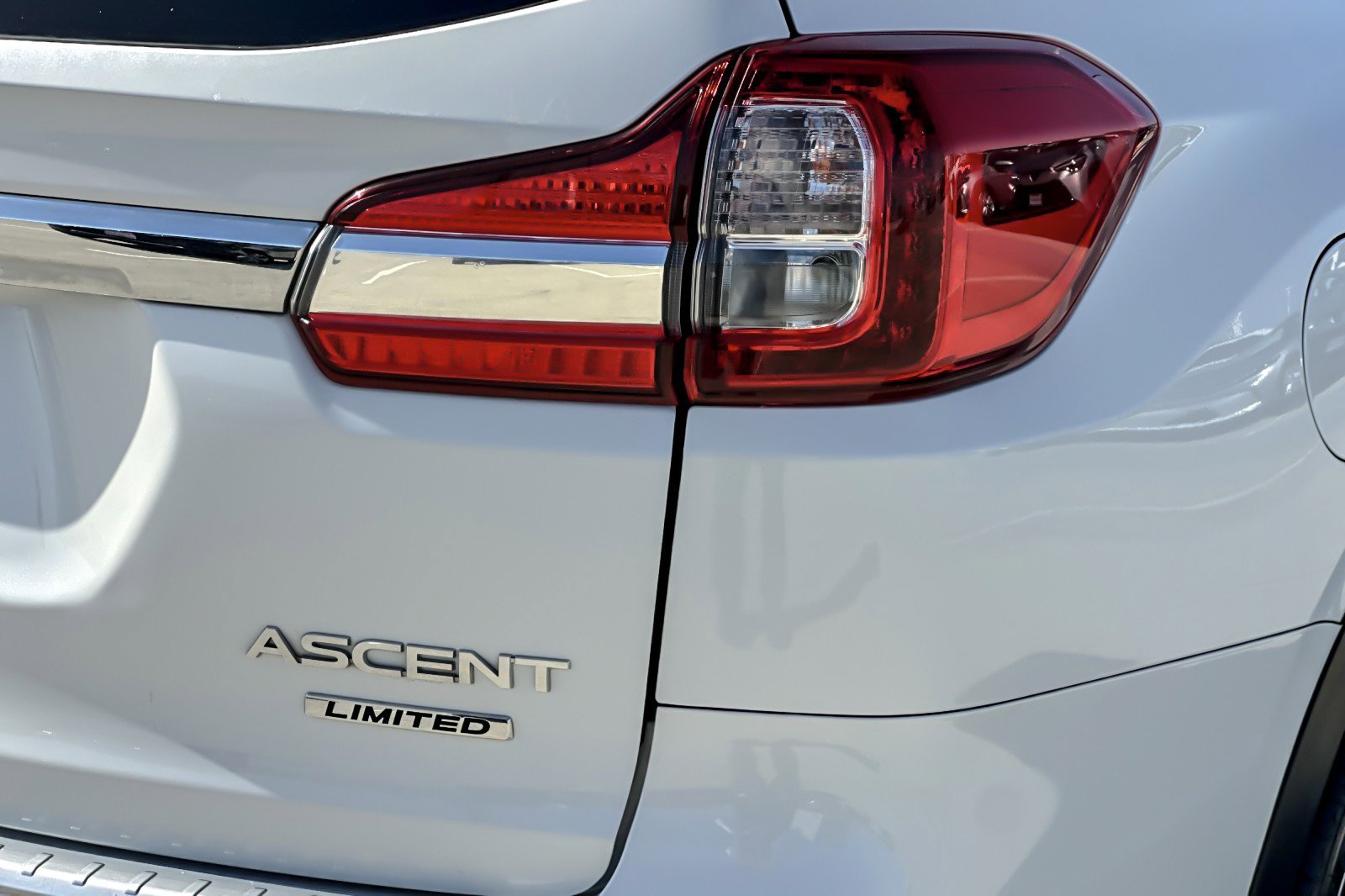 Used 2021 Subaru Ascent Limited w/ Technology Package AWD/4WD image 27