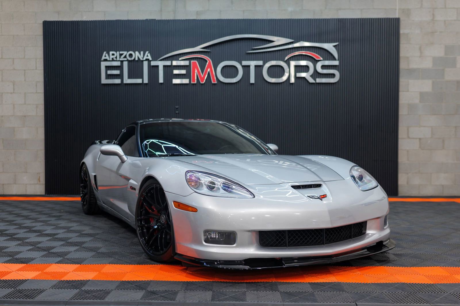 Used 2009 Chevrolet Corvette Z06 w/ Preferred Equipment Group image 2