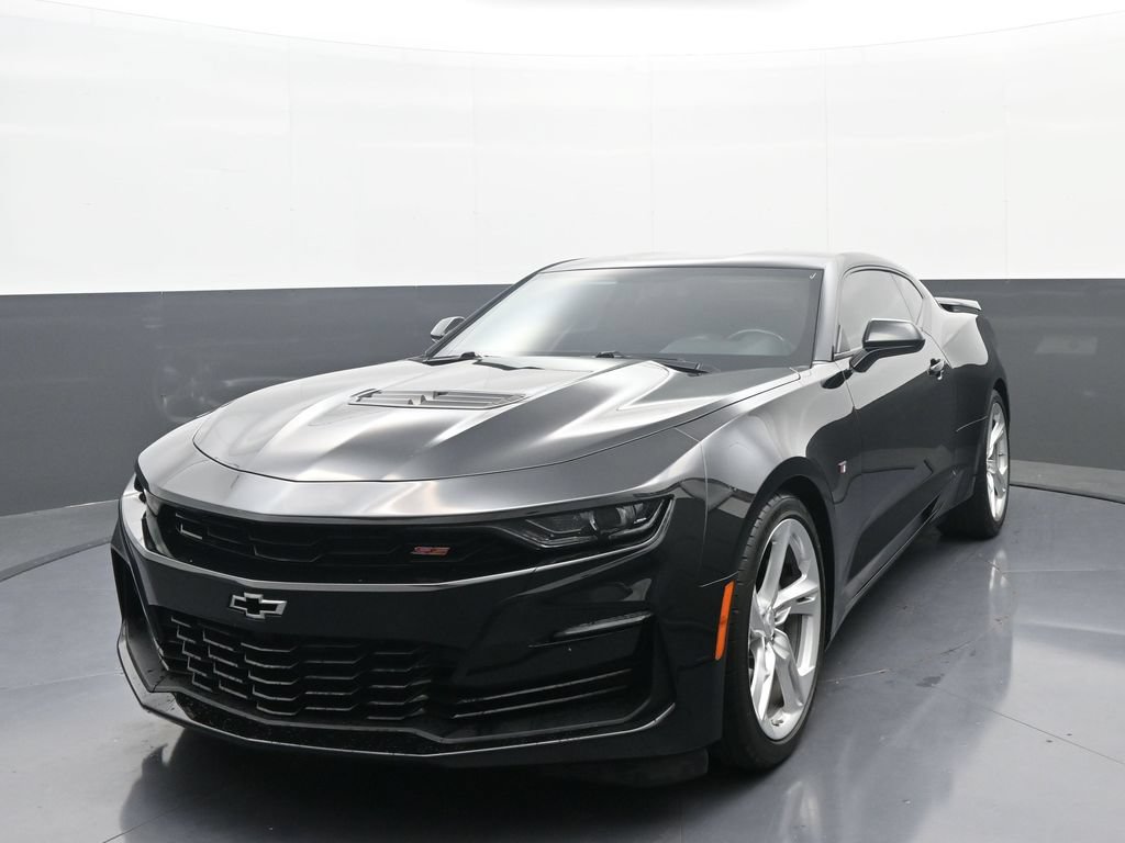 Used 2019 Chevrolet Camaro SS RWD image 1