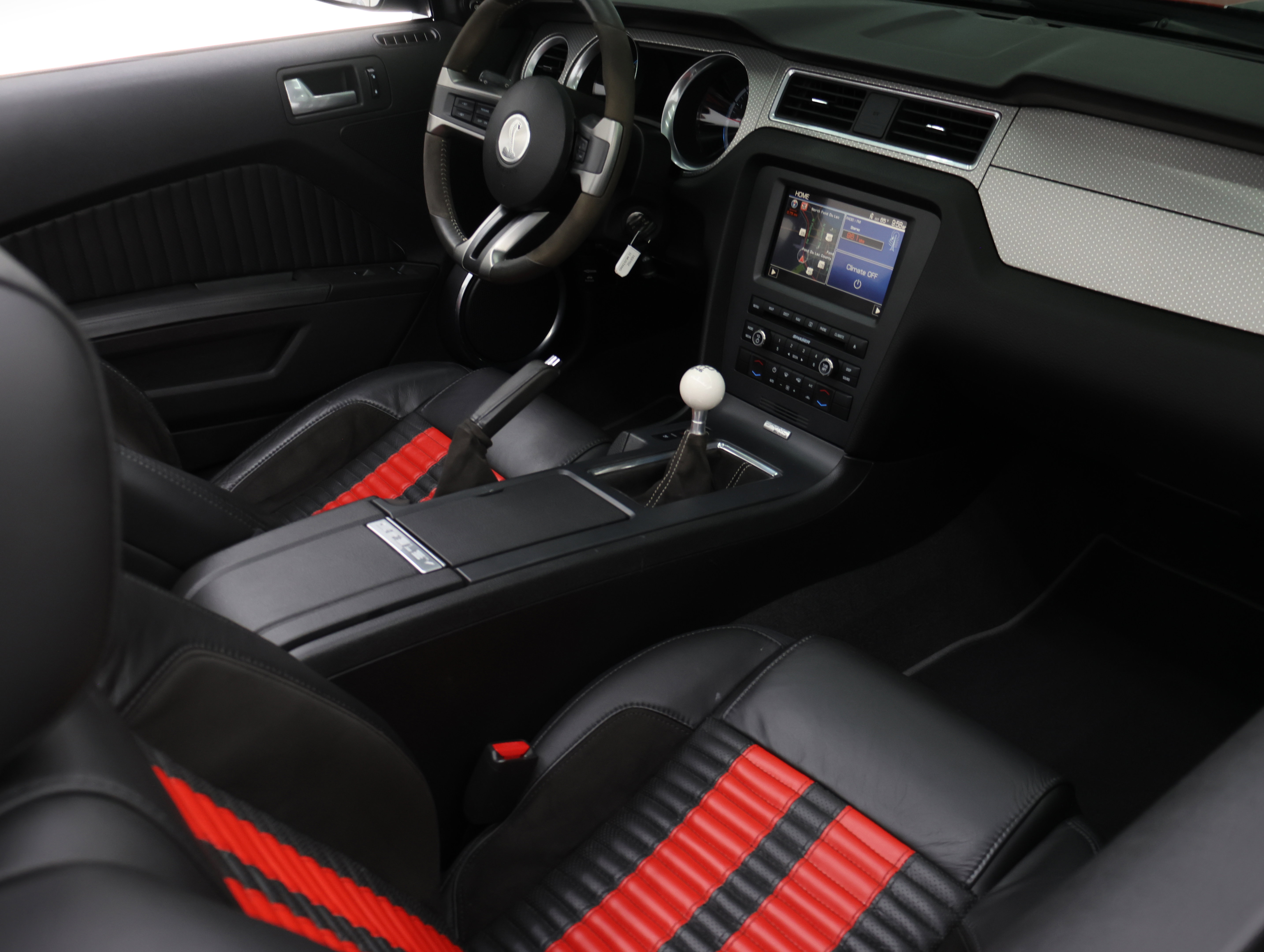 Used 2011 Ford Mustang Shelby GT500 w/ SVT Performance Pkg RWD image 63