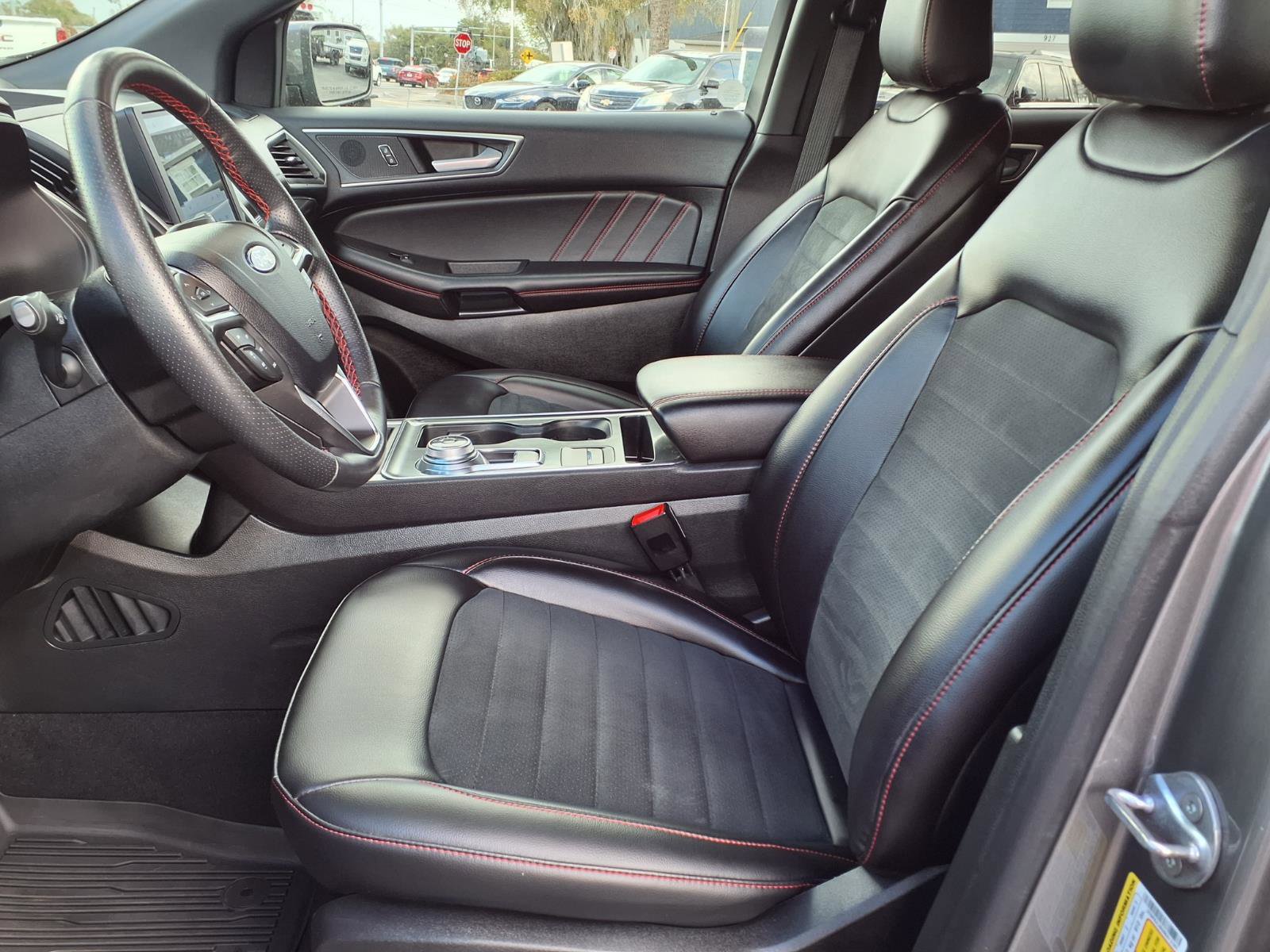 Used 2024 Ford Edge ST-Line image 12