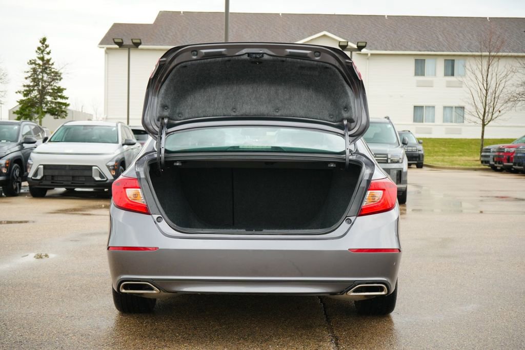 Used 2019 Honda Accord Sport image 11