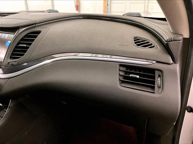 Used 2019 Chevrolet Impala LT FWD image 15