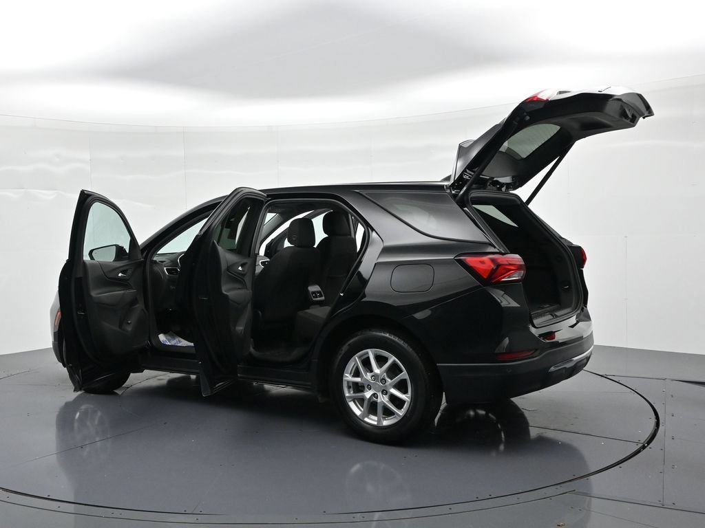 Used 2024 Chevrolet Equinox LT w/ LPO, Floor Liner Package FWD image 24
