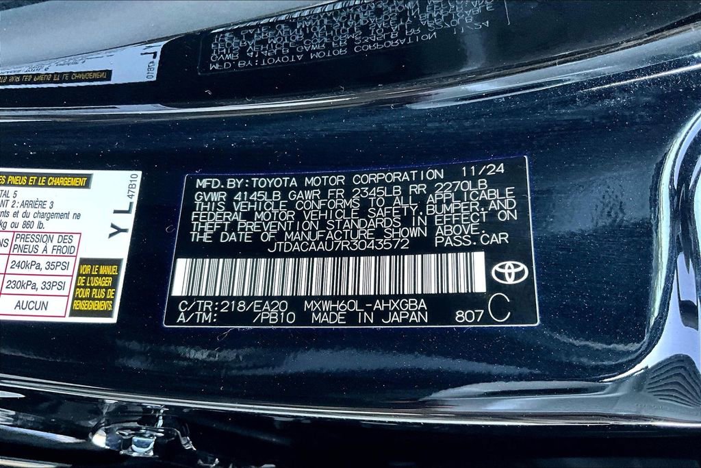 Used 2024 Toyota Prius XLE image 19