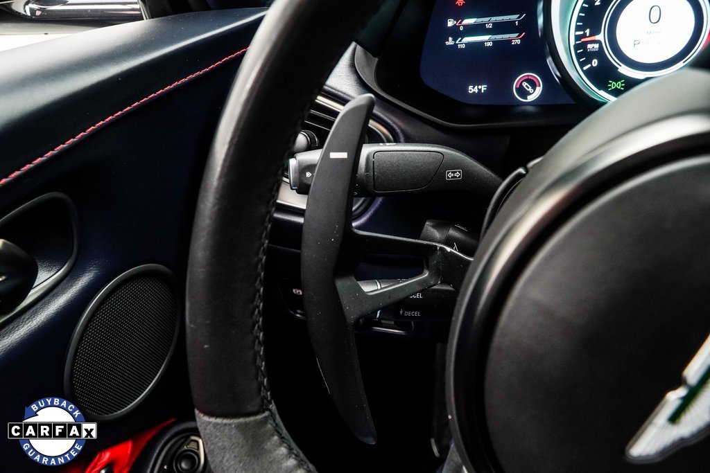 Used 2020 Aston Martin V8 Vantage Coupe image 33