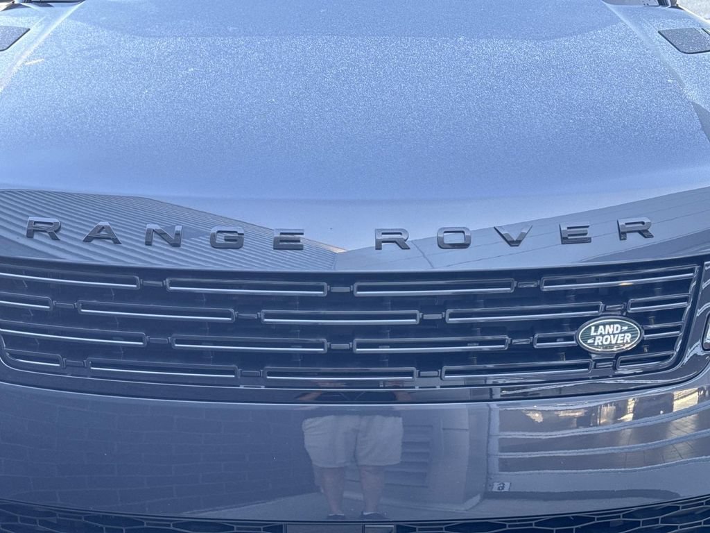 New 2026 Land Rover Range Rover Sport Dynamic SE AWD/4WD image 11