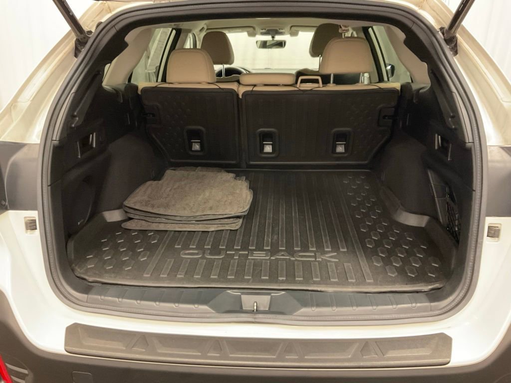 Used 2020 Subaru Outback Limited w/ Popular Package #2 AWD/4WD image 9