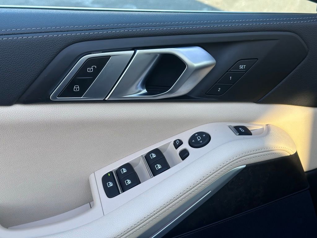 Used 2022 BMW X5 xDrive40i w/ Premium Package image 20