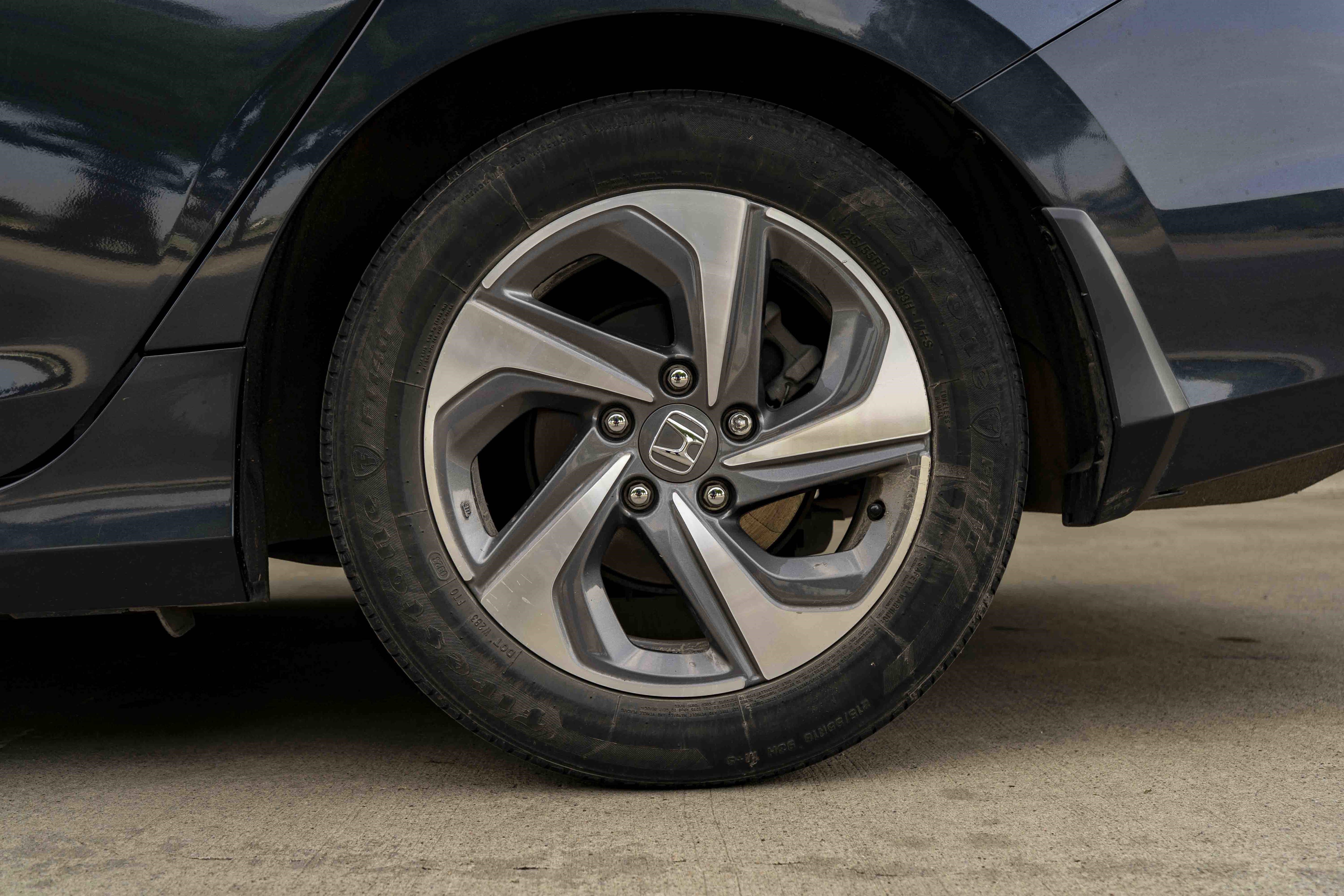Used 2020 Honda Insight EX image 15