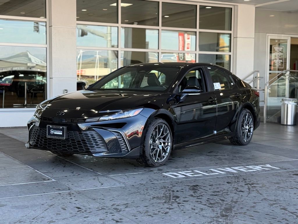New 2026 Toyota Camry SE image 2