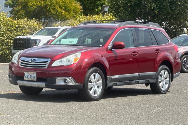 Used 2012 Subaru Outback 3.6R Limited w/ Moonroof Pkg AWD/4WD image 7
