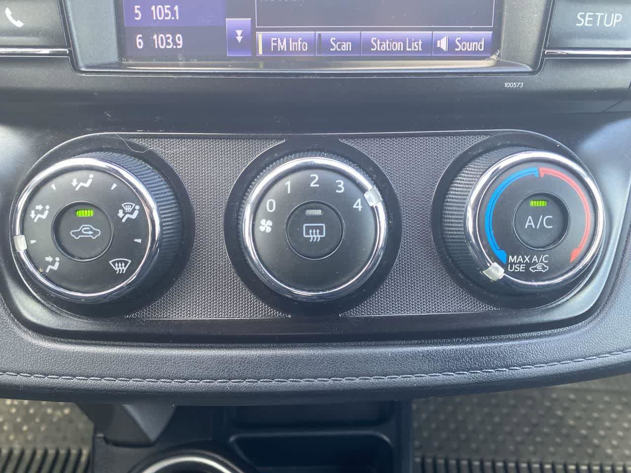 Used 2018 Toyota RAV4 LE w/ All Weather Liner Package AWD/4WD image 18