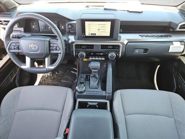 Used 2025 Toyota Tacoma SR5 AWD/4WD image 22