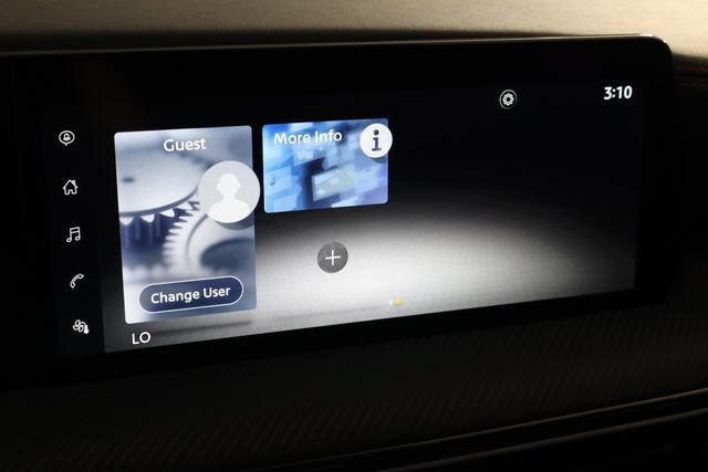 Used 2025 Nissan Kicks SR FWD image 28