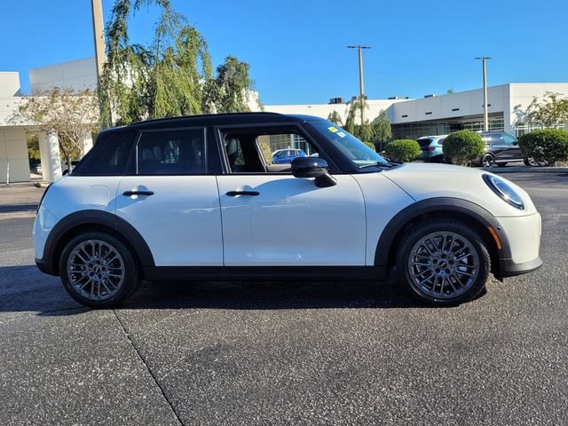 New 2026 MINI Cooper 4-Door Hardtop FWD image 8
