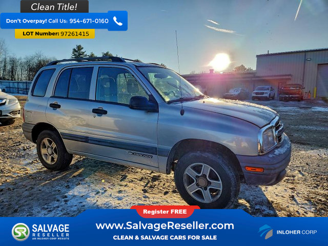 Used 2004 Chevrolet Tracker 4WD w/ Preferred Equipment Group image 5