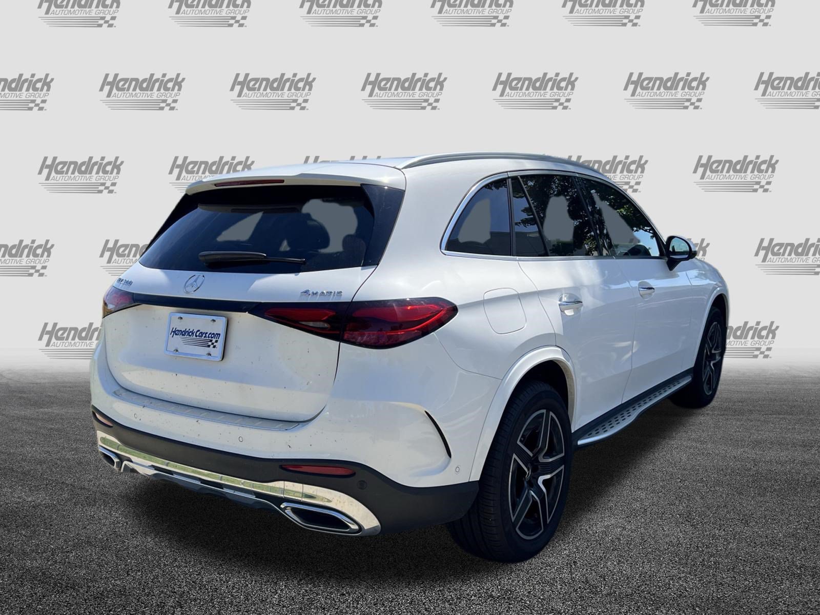 Used 2023 Mercedes-Benz GLC 300 4MATIC w/ AMG Line image 10