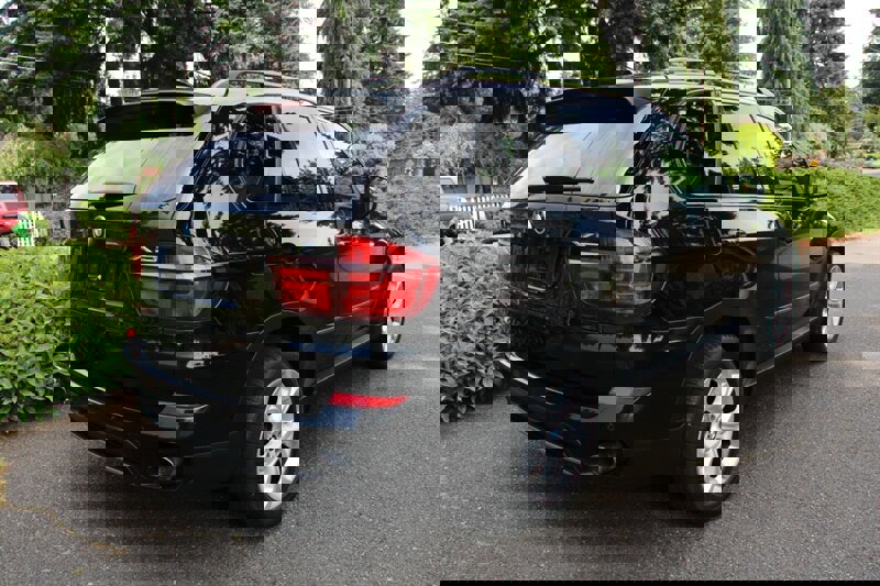 Used 2012 BMW X5 xDrive35i image 3