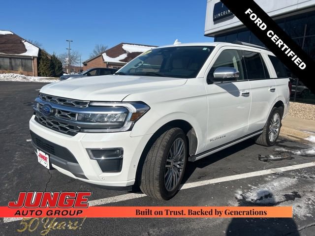 Certified 2024 Ford Expedition Platinum image 3