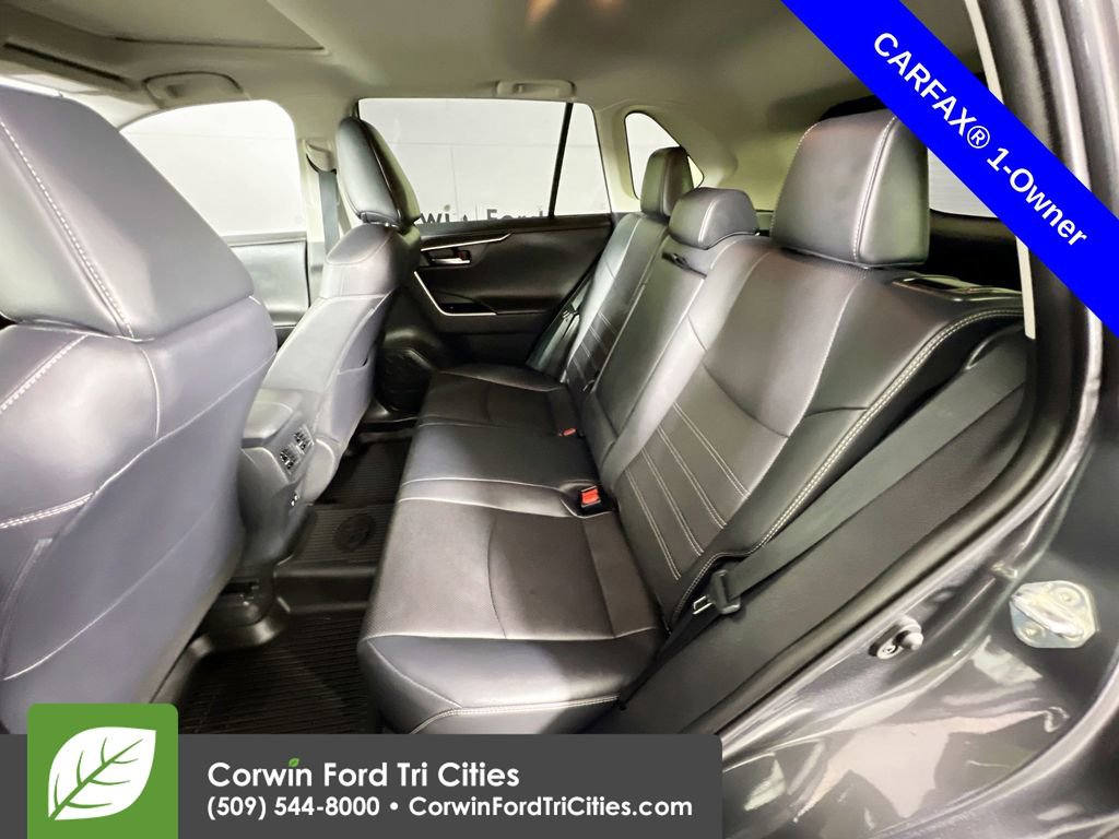 Used 2021 Toyota RAV4 Limited image 30
