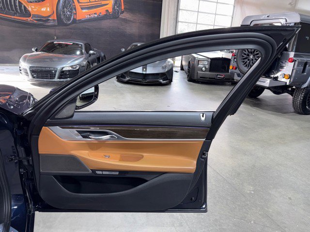 Used 2016 BMW 750i xDrive AWD/4WD image 70