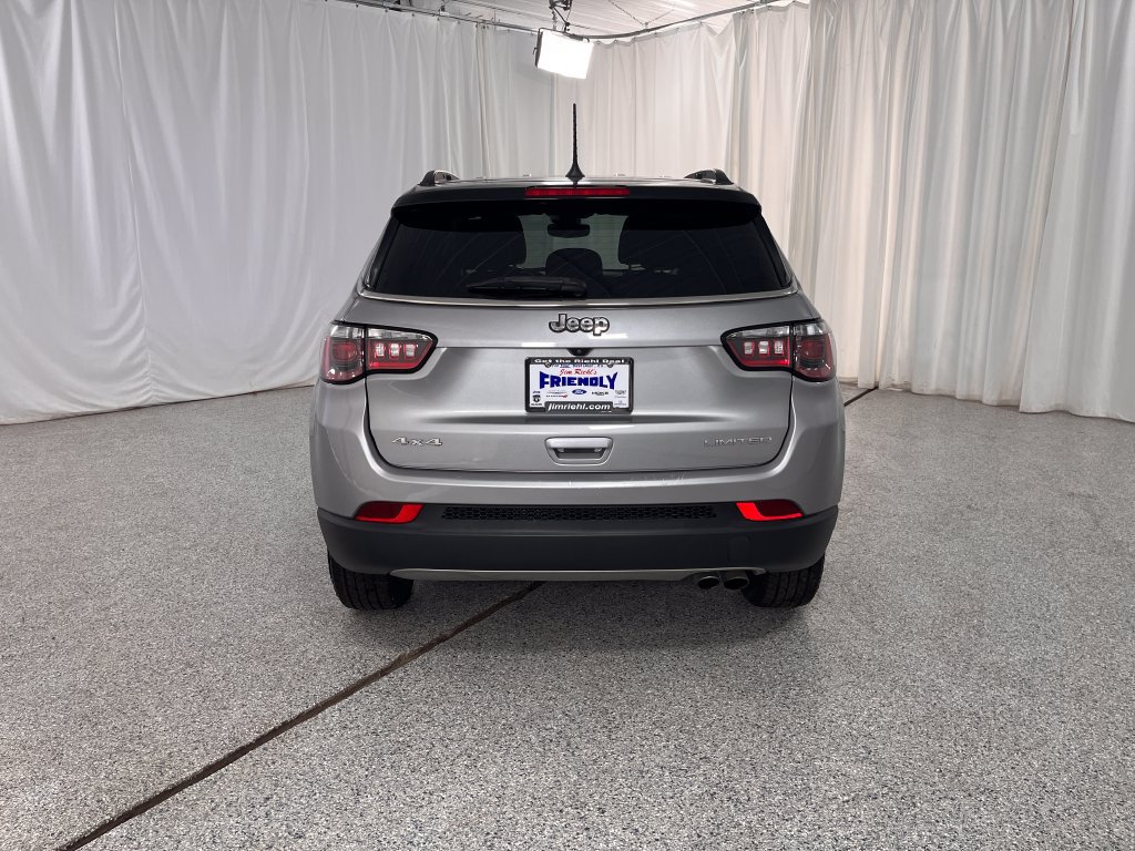 Used 2022 Jeep Compass Limited AWD/4WD image 9
