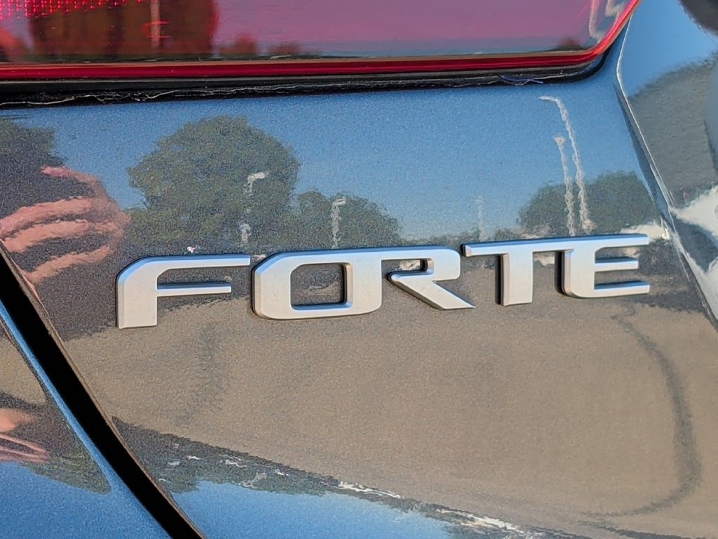 Used 2024 Kia Forte LXS FWD image 41