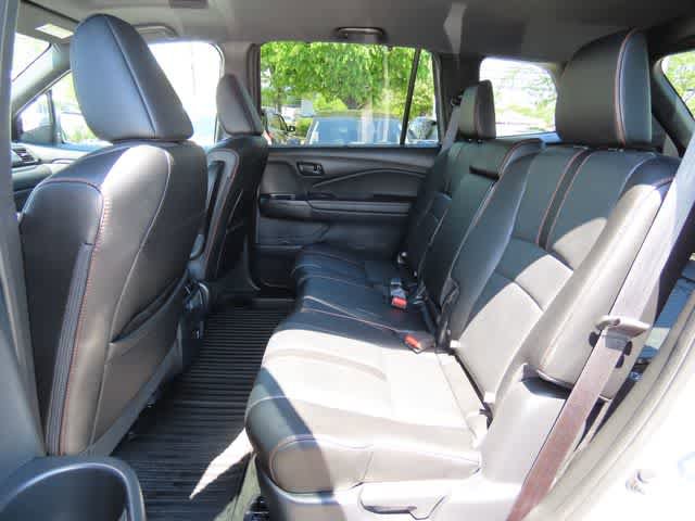 Used 2023 Honda Passport TrailSport image 13