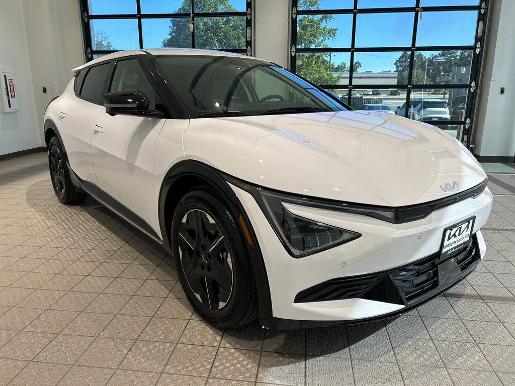 New 2025 Kia EV6 Wind image 7