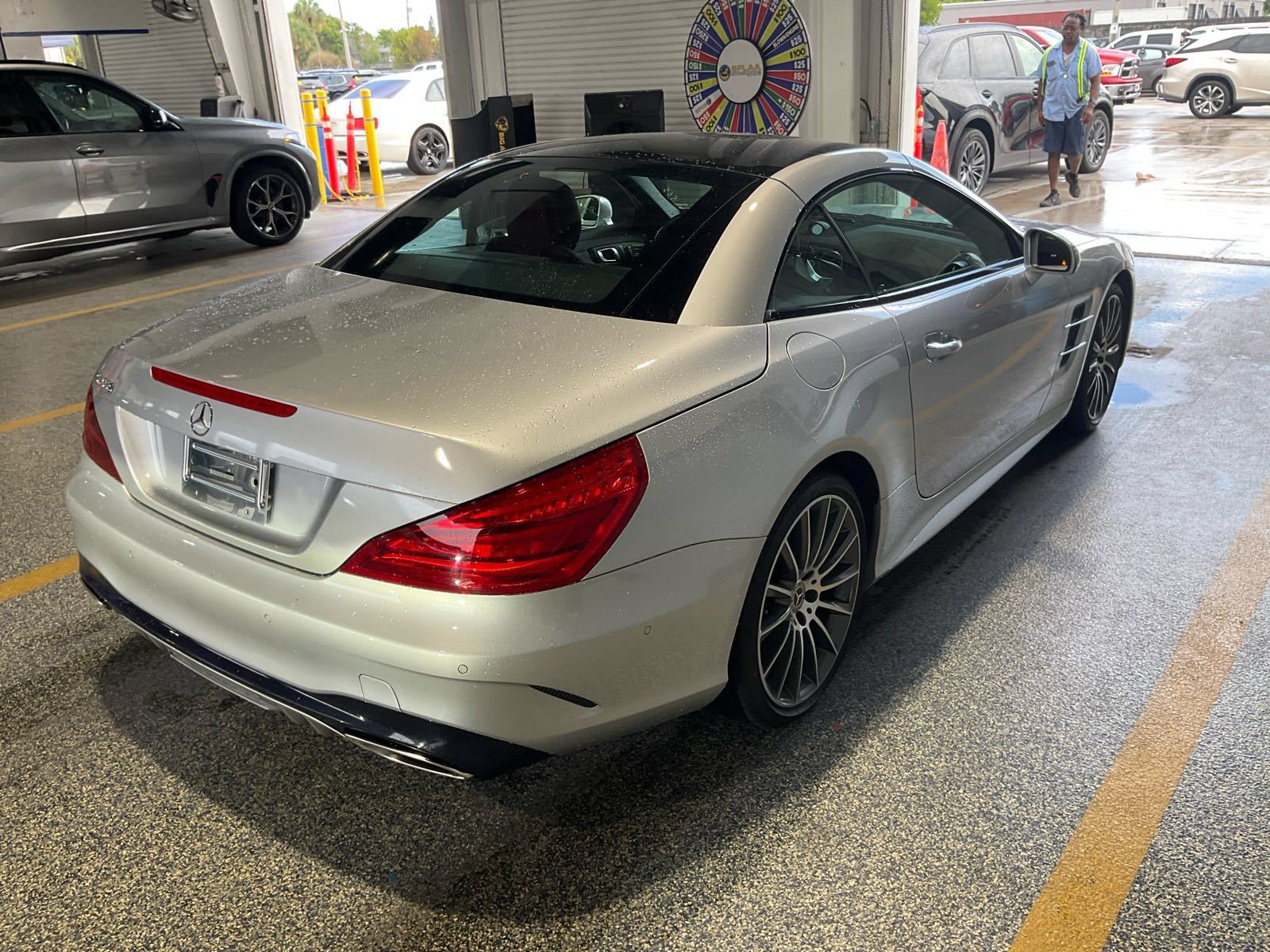 Used 2017 Mercedes-Benz SL 550 image 9