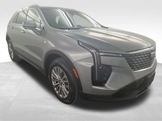Used 2025 Cadillac XT4 Premium Luxury AWD/4WD image 1