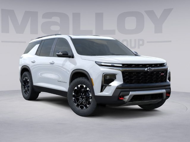 New 2027 Chevrolet Traverse Z71 w/ Enhanced Driving Package AWD/4WD image 2