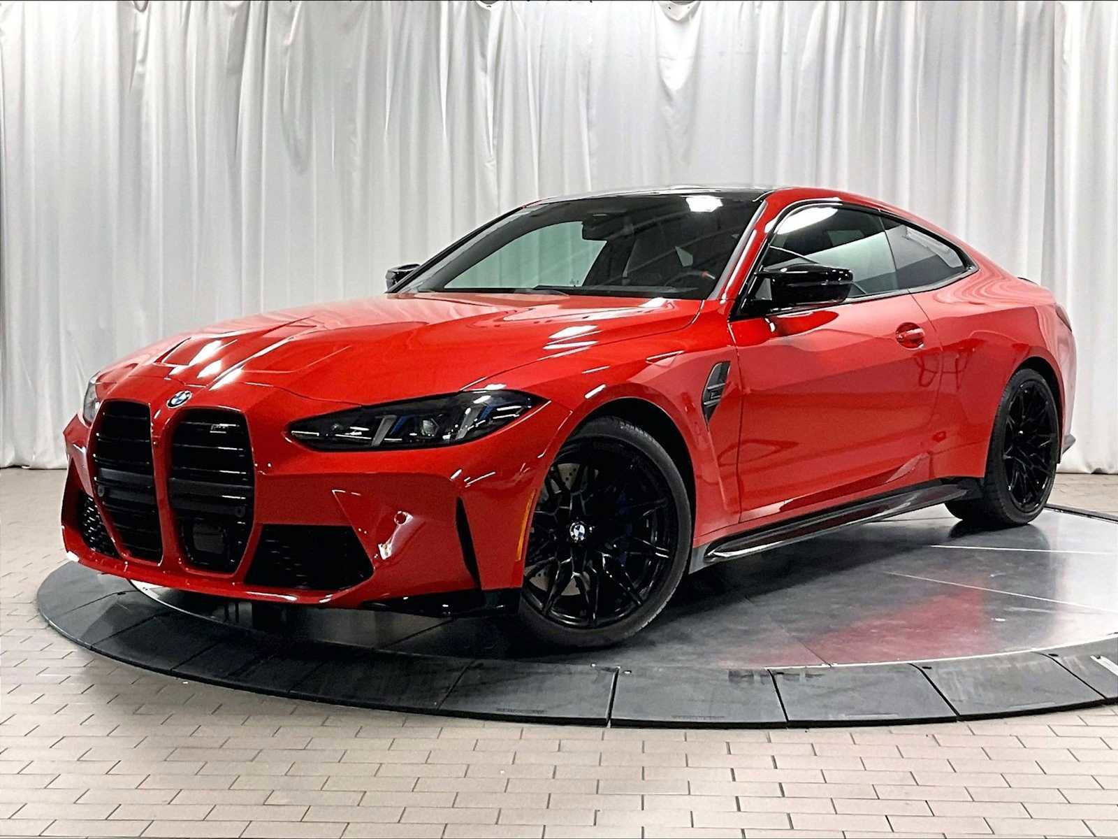 Used 2025 BMW M4 Competition image 1