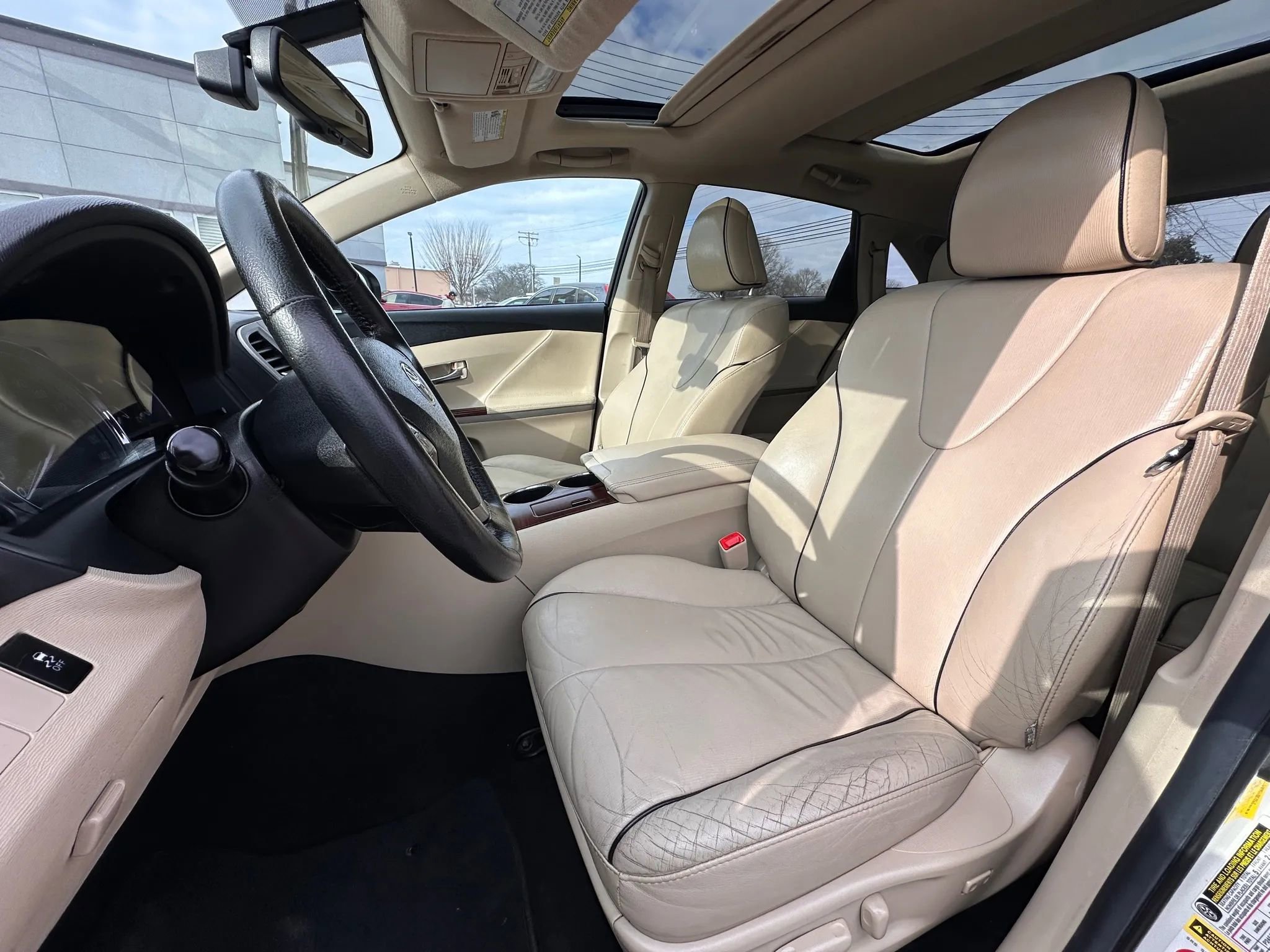 Used 2012 Toyota Venza Limited image 15