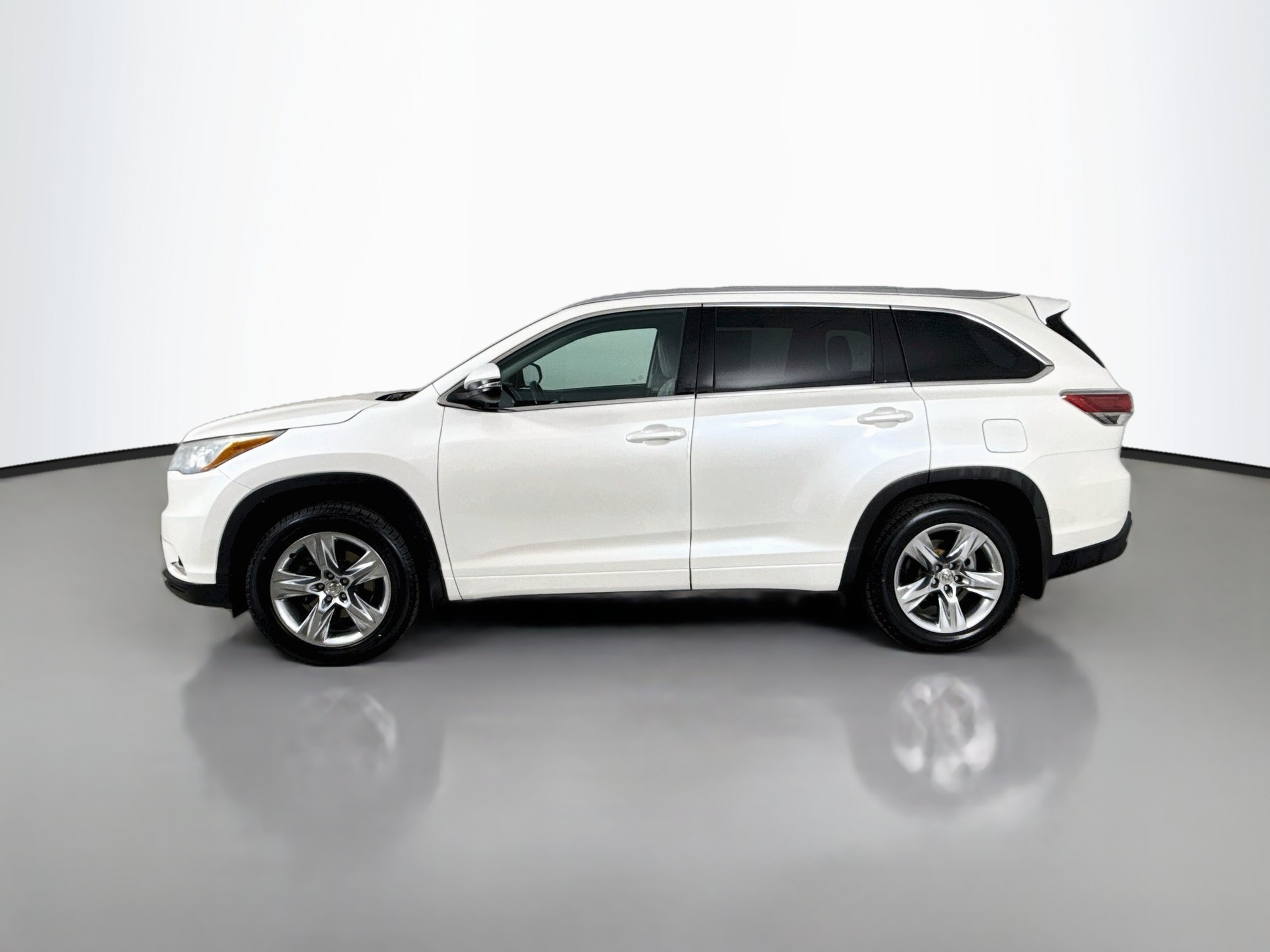 Used 2014 Toyota Highlander Limited AWD/4WD image 4