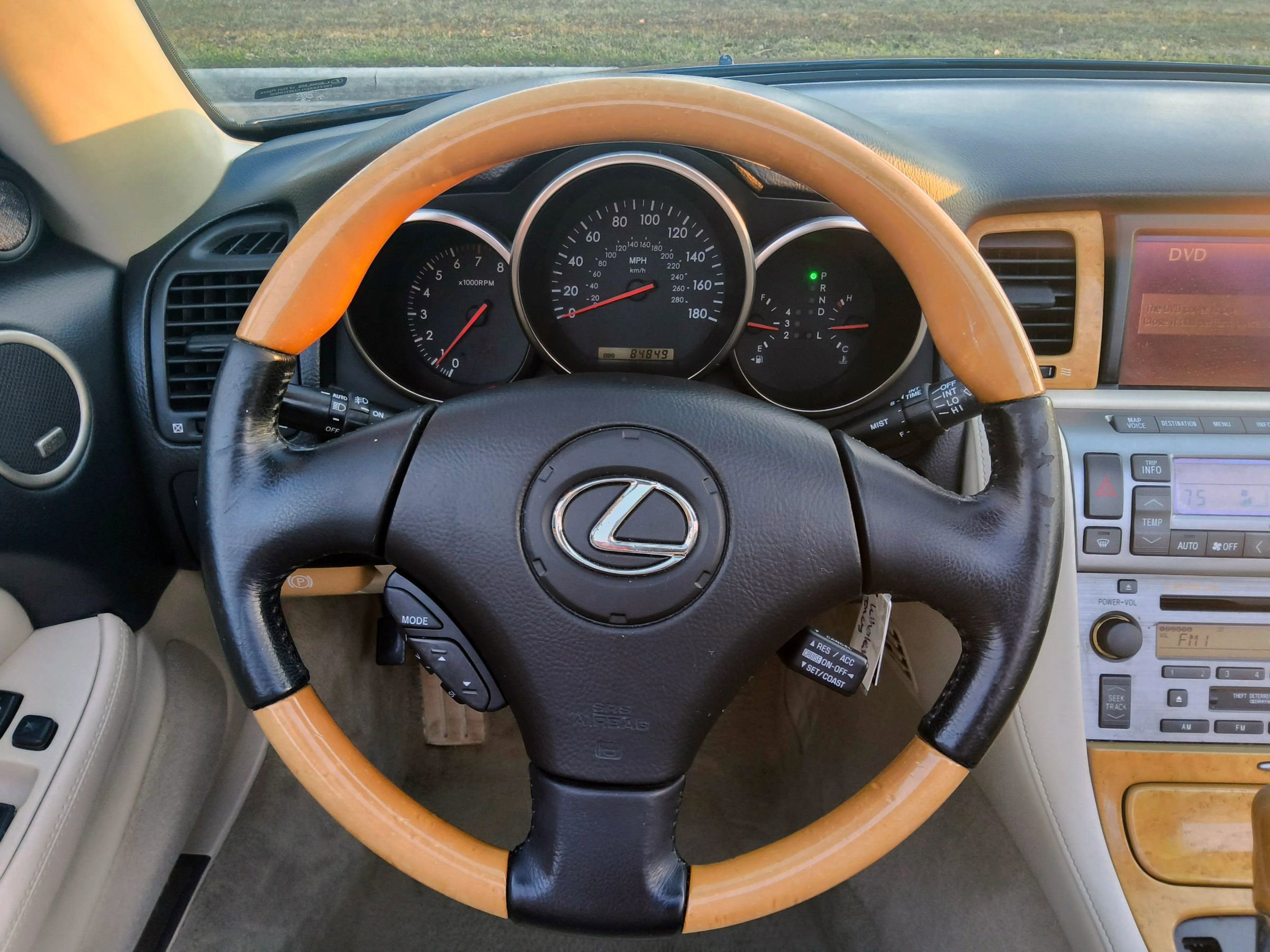 Used 2004 Lexus SC 430 Convertible image 6