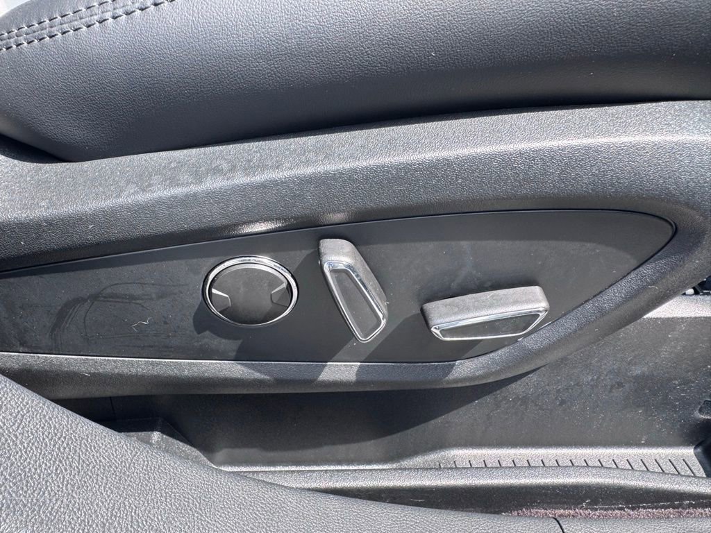 Used 2021 Lincoln Nautilus AWD w/ Equipment Group 101A image 25