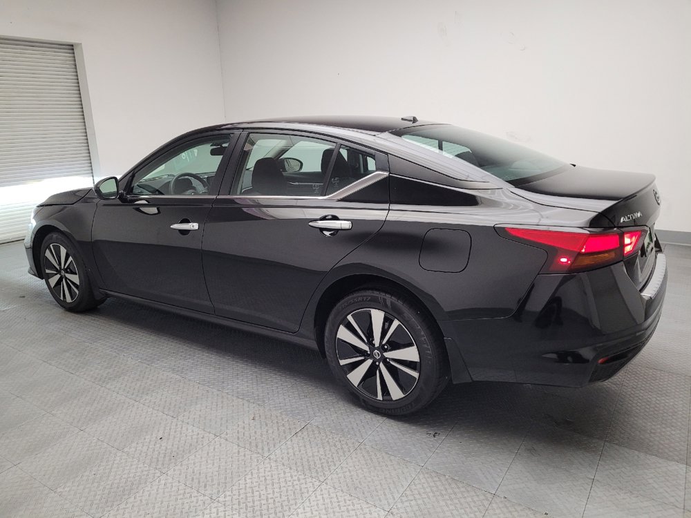 Used 2022 Nissan Altima 2.5 SV image 3