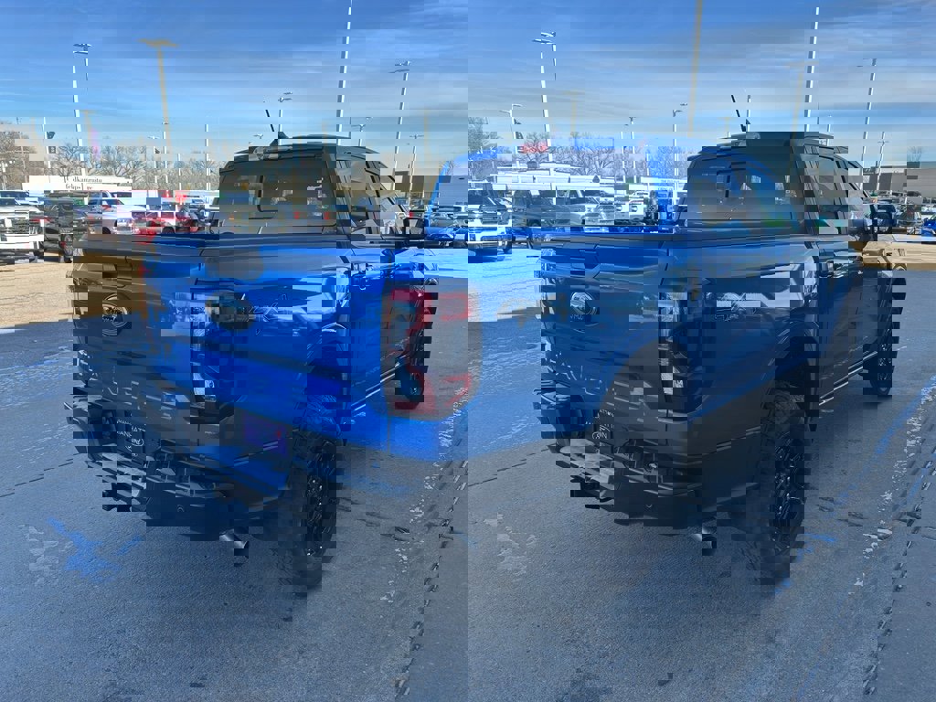 New 2025 Ford Ranger Lariat w/ Black Appearance Package image 5