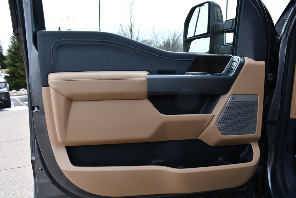 Used 2026 Ford F350 Lariat w/ Lariat Ultimate Package image 21