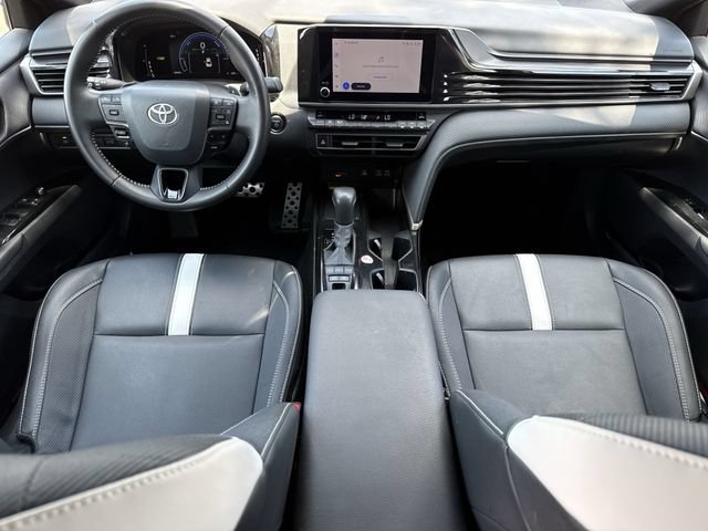 Used 2026 Toyota Camry SE FWD image 11