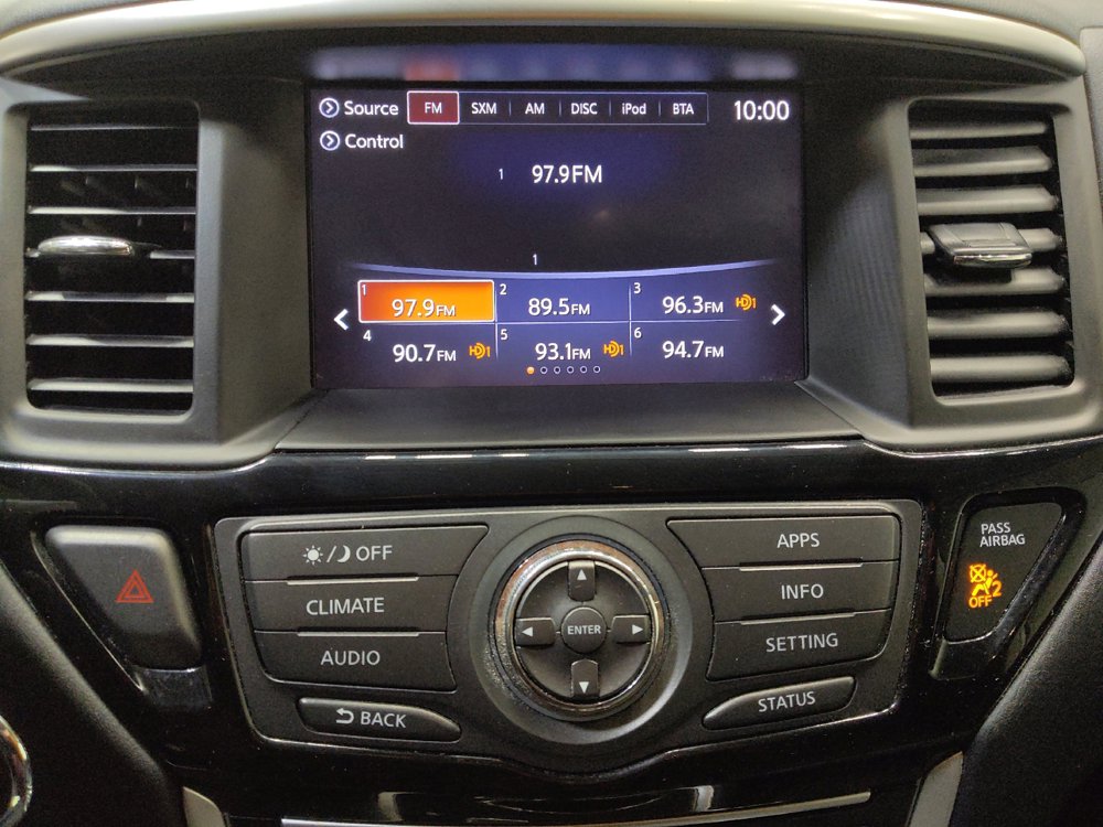 Used 2017 Nissan Pathfinder SV AWD/4WD image 25
