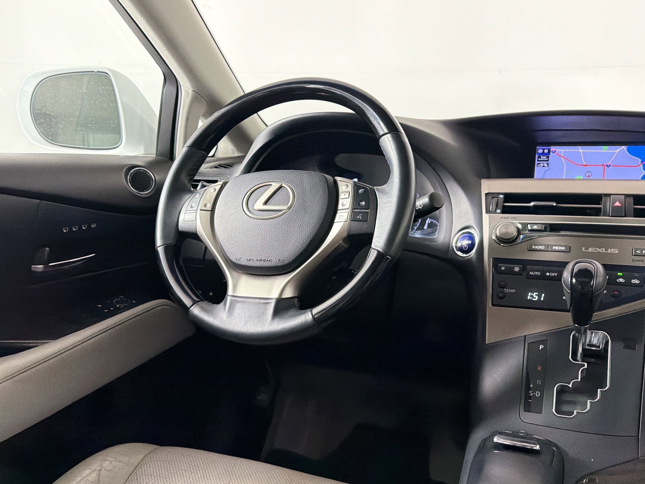 Used 2015 Lexus RX 450h FWD image 28