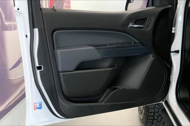 Used 2017 Chevrolet Colorado Z71 AWD/4WD image 23