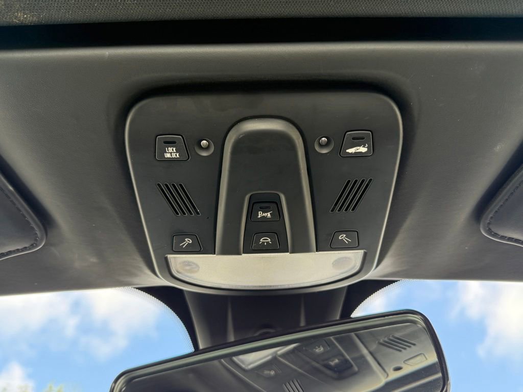 Used 2019 Ferrari 488 Spider RWD image 22