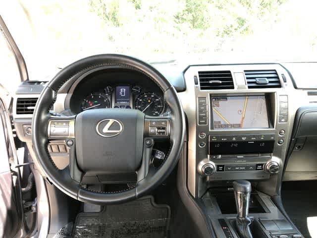 Used 2016 Lexus GX 460 w/ Navigation Package AWD/4WD image 23