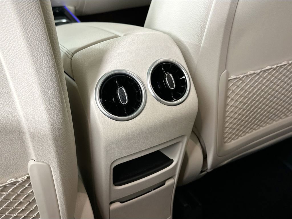 New 2026 Mercedes-Benz GLB 250 image 25